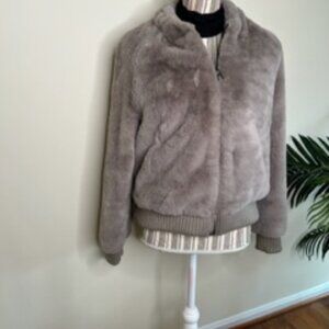 BANANA REPUBLIC Faux Fur Short Jacket, Size, M Color TAUPE